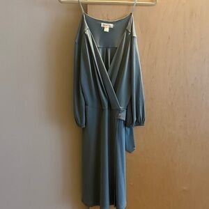 Long Sleeve Green Dress